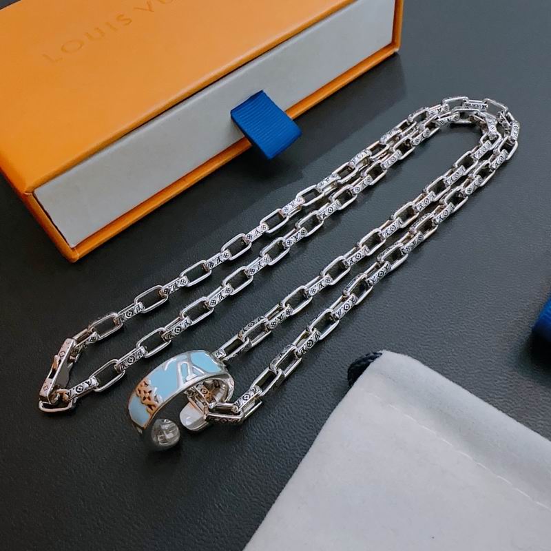 LV Necklace 03lyr248